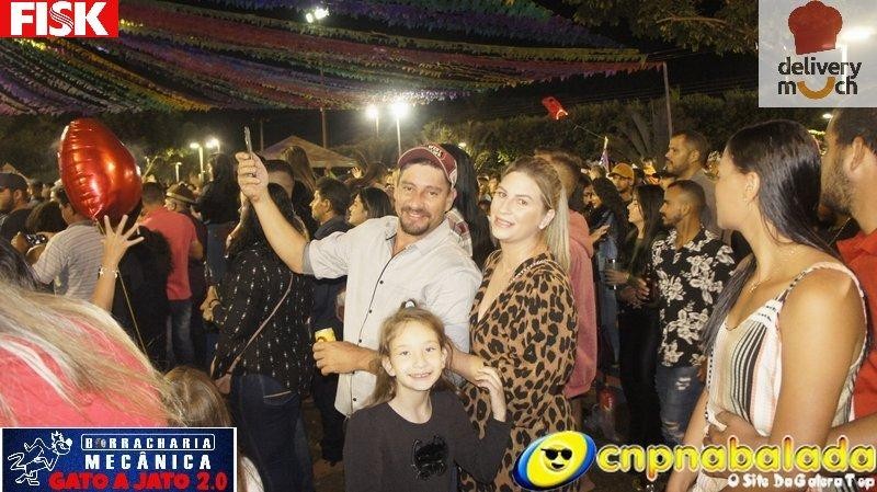 1° DIA ARRAIA DO CHAPADÃO JOÃO BOSCO E VINICIUS  - Foto 26 de 59