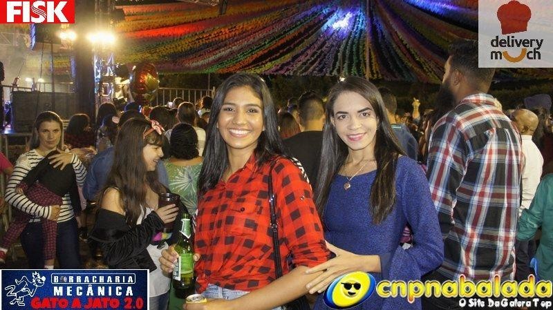 1° DIA ARRAIA DO CHAPADÃO JOÃO BOSCO E VINICIUS  - Foto 34 de 59