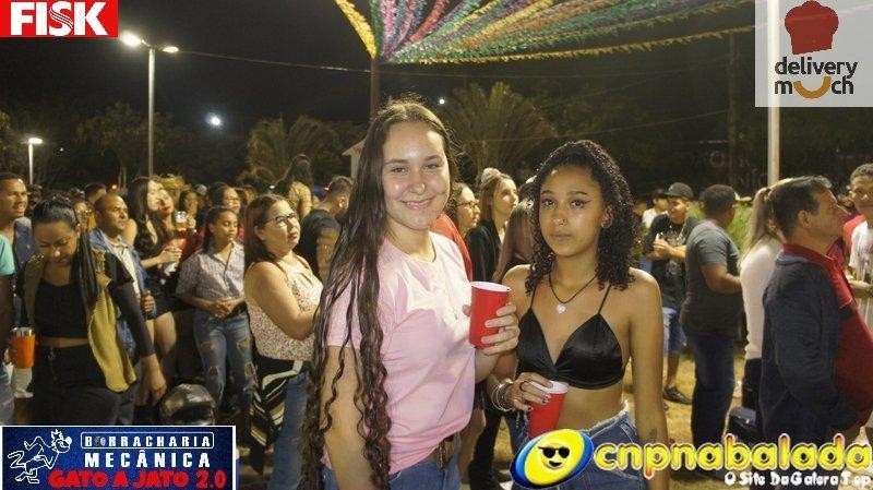 1° DIA ARRAIA DO CHAPADÃO JOÃO BOSCO E VINICIUS  - Foto 42 de 59