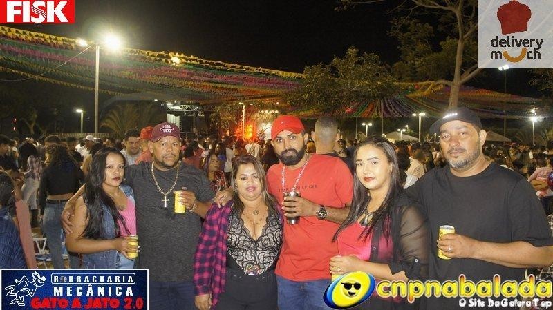 1° DIA ARRAIA DO CHAPADÃO JOÃO BOSCO E VINICIUS  - Foto 57 de 59
