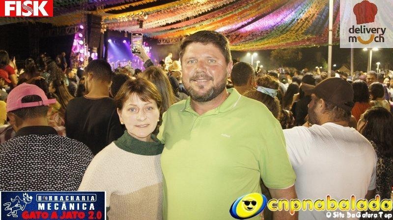 1° DIA ARRAIA DO CHAPADÃO JOÃO BOSCO E VINICIUS  - Foto 27 de 59