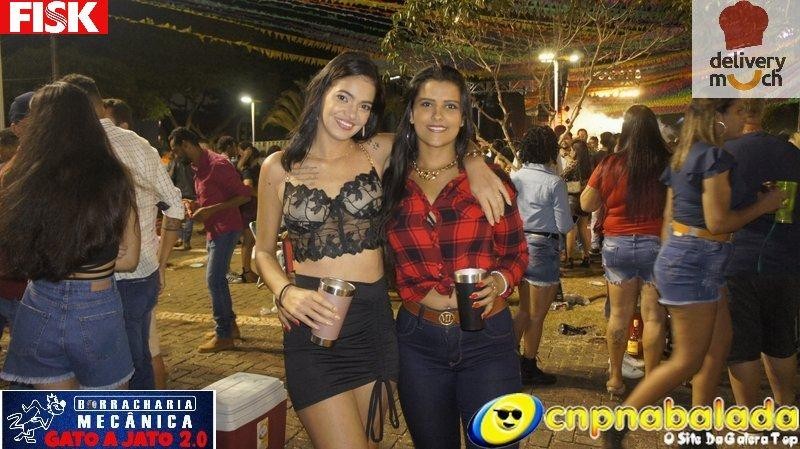 1° DIA ARRAIA DO CHAPADÃO JOÃO BOSCO E VINICIUS  - Foto 43 de 59