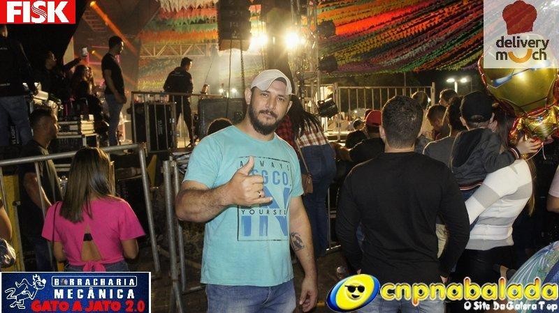 1° DIA ARRAIA DO CHAPADÃO JOÃO BOSCO E VINICIUS  - Foto 58 de 59