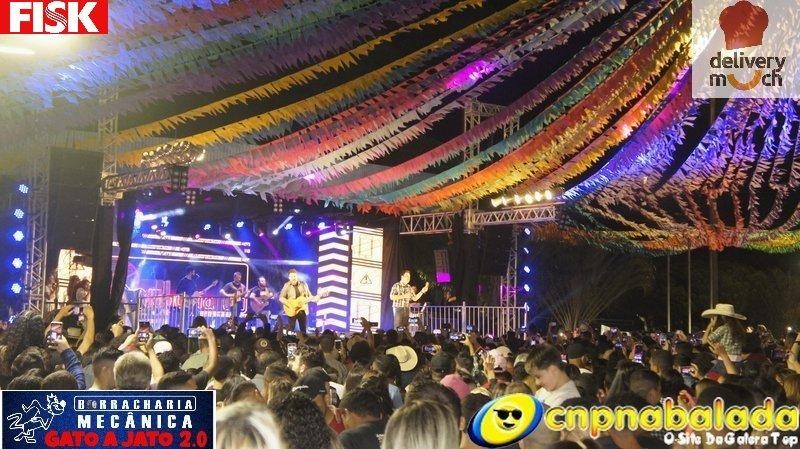 1° DIA ARRAIA DO CHAPADÃO JOÃO BOSCO E VINICIUS  - Foto 12 de 59