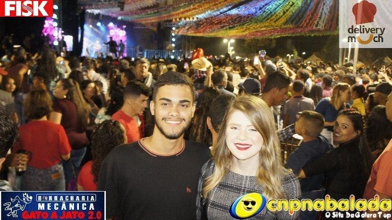 1° DIA ARRAIA DO CHAPADÃO JOÃO BOSCO E VINICIUS  - Foto 28 de 59