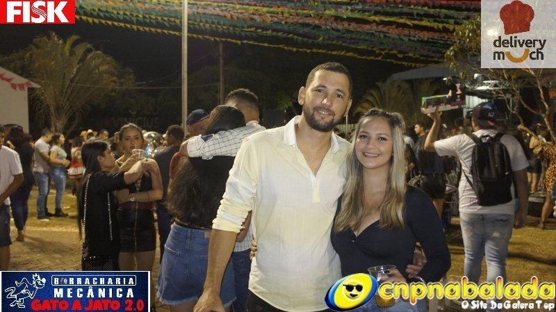 1° DIA ARRAIA DO CHAPADÃO JOÃO BOSCO E VINICIUS  - Foto 52 de 59