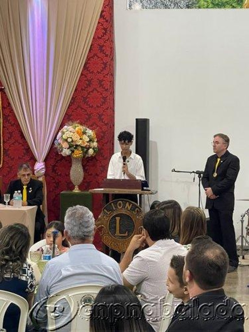 CERIMONIA DE POSSE DO LIONS E LEO CLUB - Foto 61 de 83