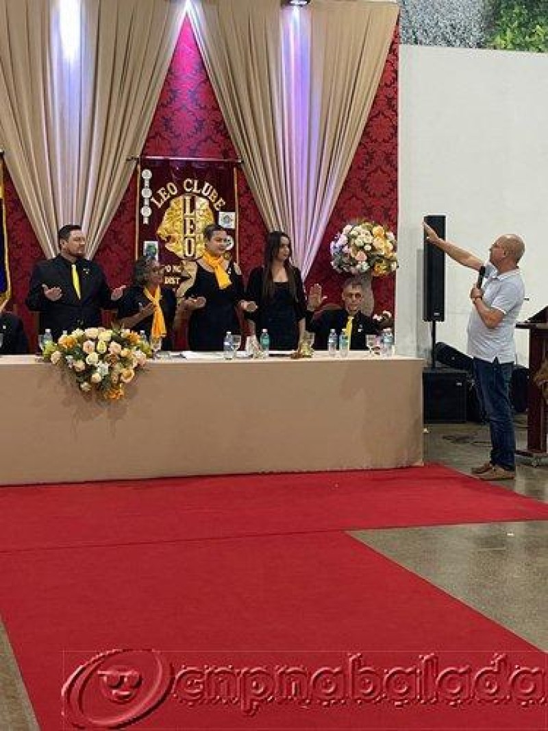 CERIMONIA DE POSSE DO LIONS E LEO CLUB - Foto 10 de 83