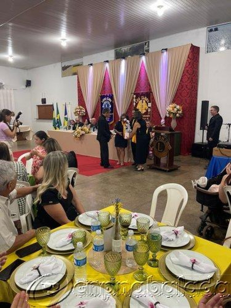 CERIMONIA DE POSSE DO LIONS E LEO CLUB - Foto 32 de 83