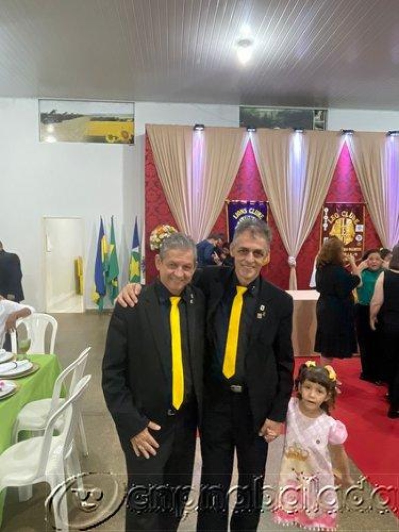CERIMONIA DE POSSE DO LIONS E LEO CLUB - Foto 24 de 83