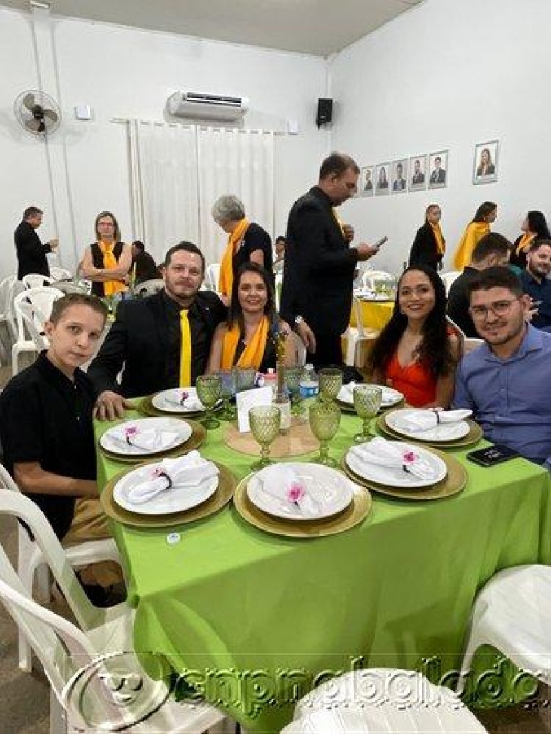CERIMONIA DE POSSE DO LIONS E LEO CLUB - Foto 5 de 83