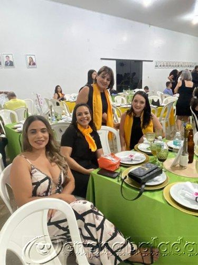CERIMONIA DE POSSE DO LIONS E LEO CLUB - Foto 25 de 83