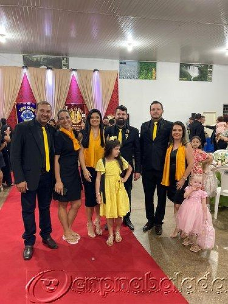 CERIMONIA DE POSSE DO LIONS E LEO CLUB - Foto 28 de 83